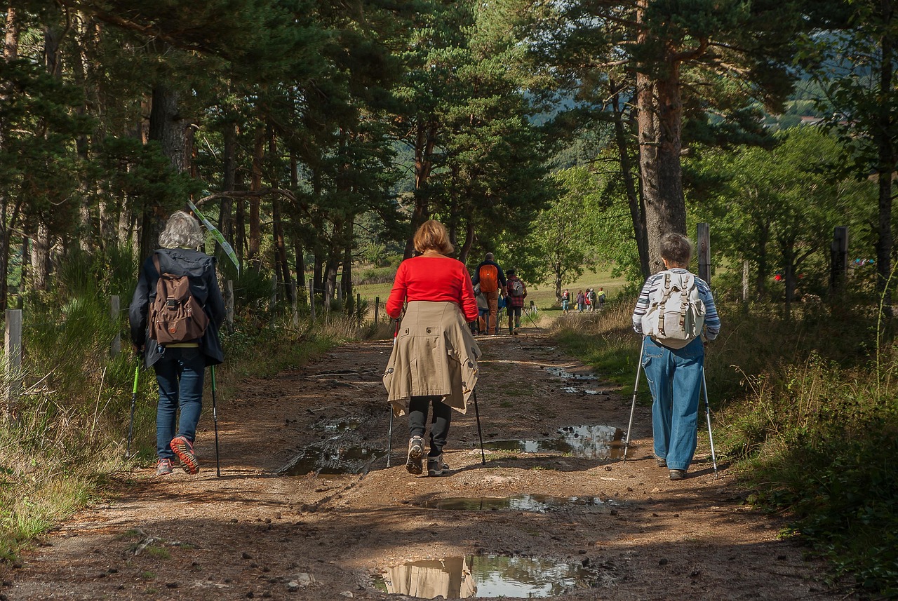 hikers 2713335 1280 1
